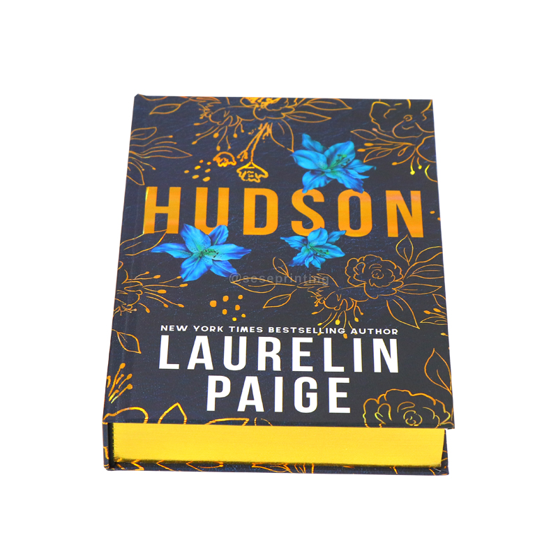 Laser Gold Foiled Hardcover Novel Book Printing with Sprayed Edges