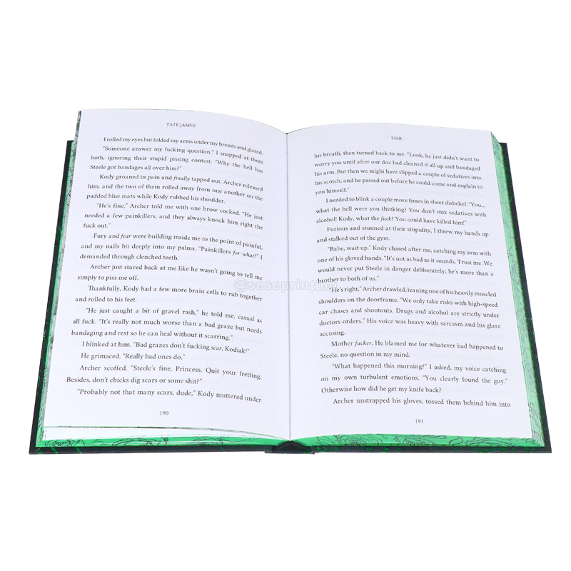 Publishing Green Foiled Hardback Book Printed with Sprayed Edges
