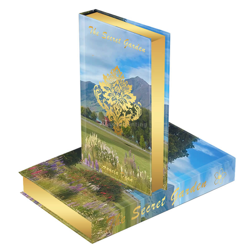Black and White Interior Pages Hardcover Book with Gold Foiled Edges