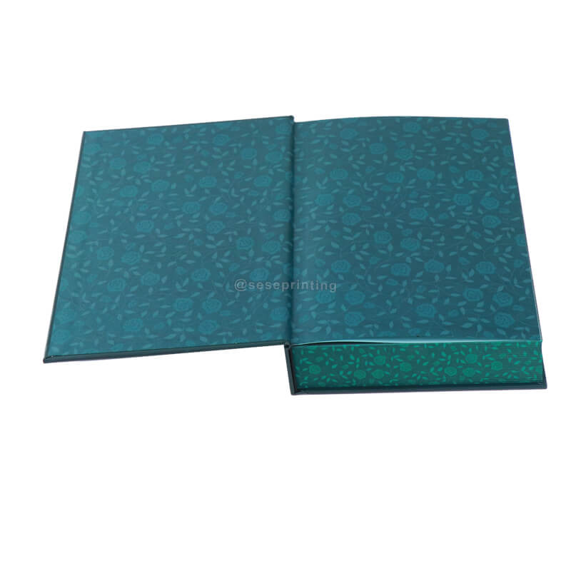 Print a Hardcover, Silver Foil Font on Cover and Sprayed Edges Book