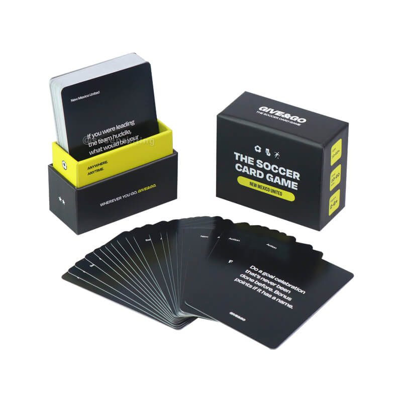 Custom Paper Card Games Manufacturer Multiple Players Playing Cards