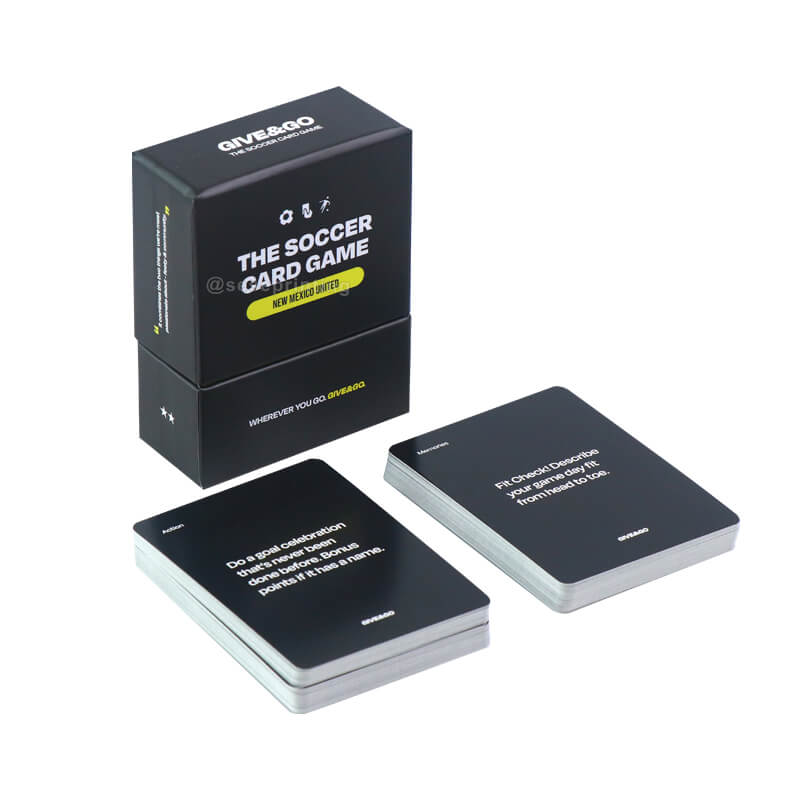 Custom Paper Card Games Manufacturer Multiple Players Playing Cards