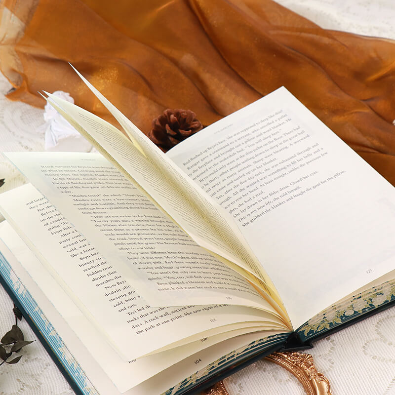 Special Edition Printed Hardcover Fiction Books with Foiling, Endpaper, and Patterned Sprayed Edges