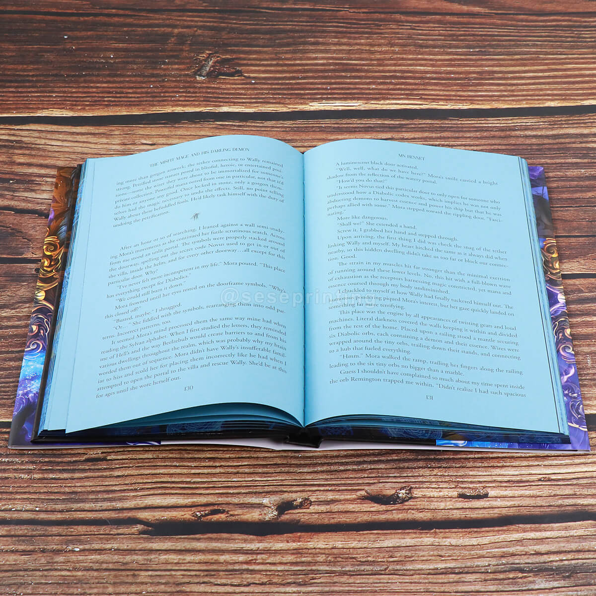 Custom Color Printing Fantasy Hardcover with Holographic Foil Dust Jacket and Sprayed Edges