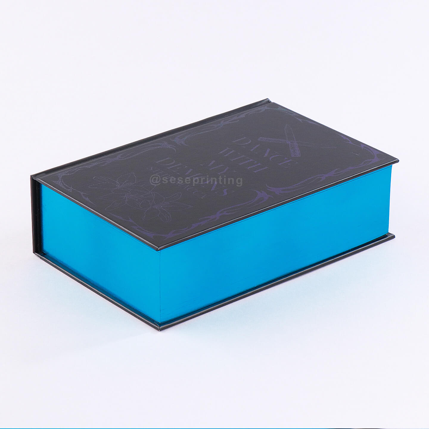 Dark Fantasy Hardcover Novel Printing with Foil Cover, Metallic Edges and Color Pages